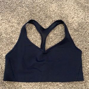 VICTORIA’S SECRET SPORT SPORTS BRA // Size M